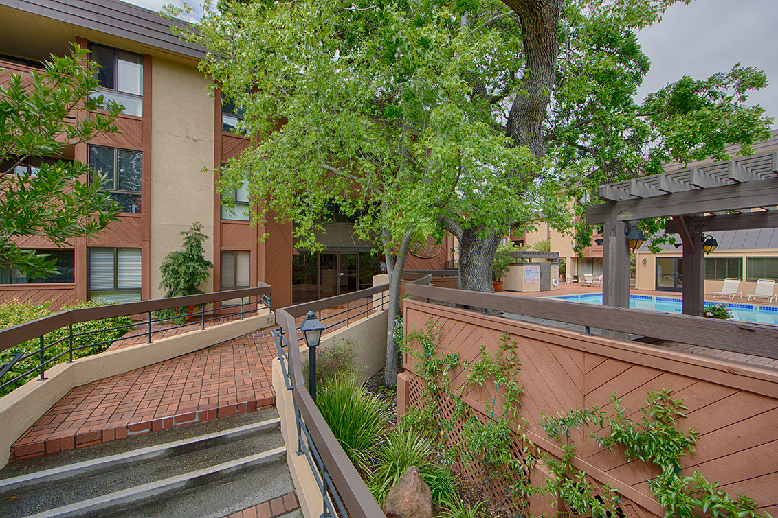58 N El Camino Real 110 - San Mateo