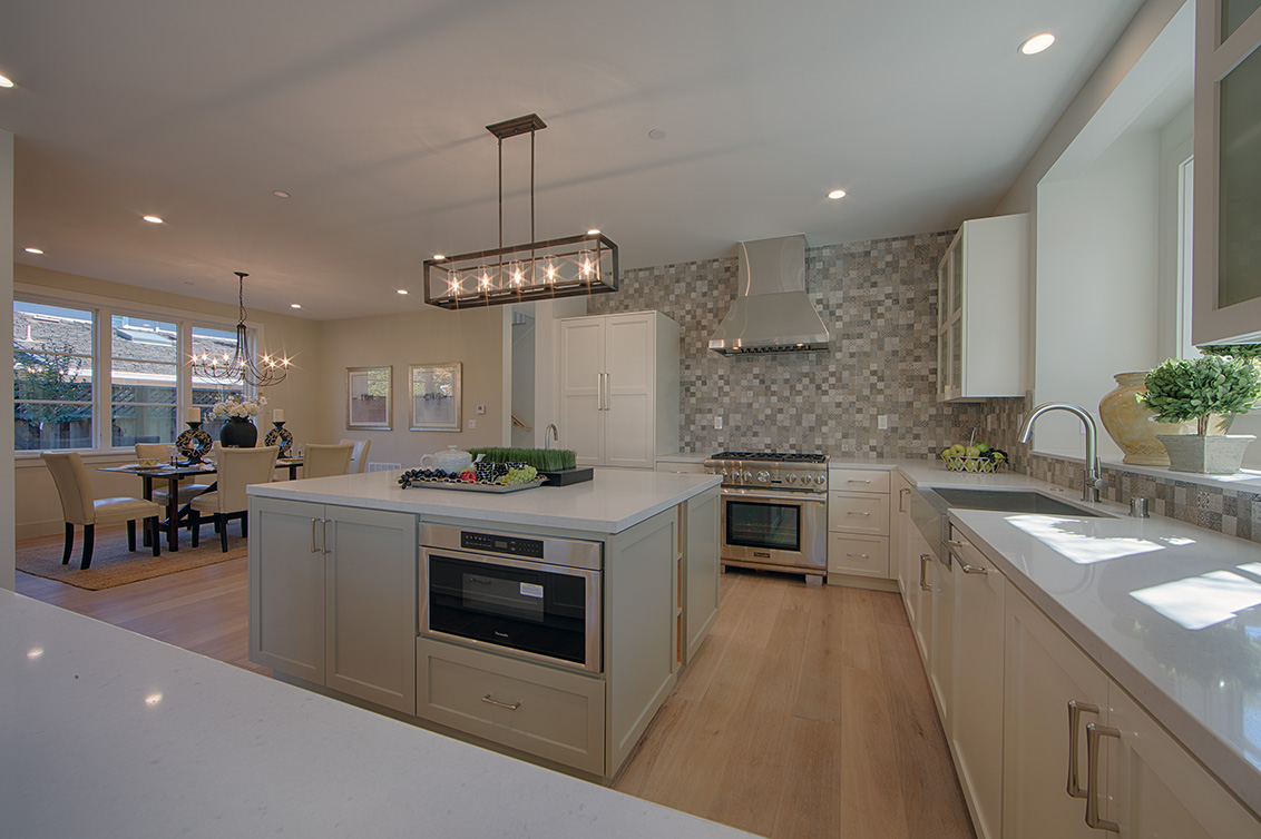 Kitchen (C) picture - 1898 Camino A Los Cerros, Menlo Park 94025