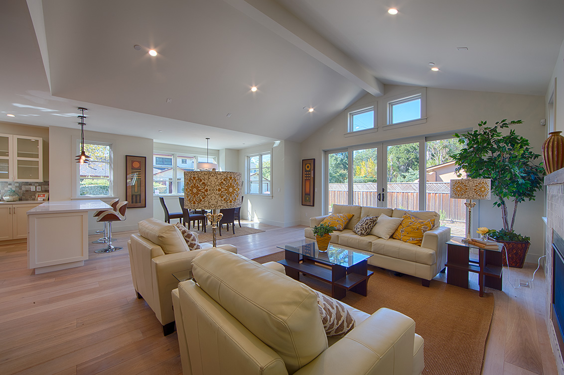 Living Room (B) Picture - 1898 Camino A Los Cerros, Menlo Park 94025 Living Room (B) picture - 1898 Camino A Los Cerros, Menlo Park 94025