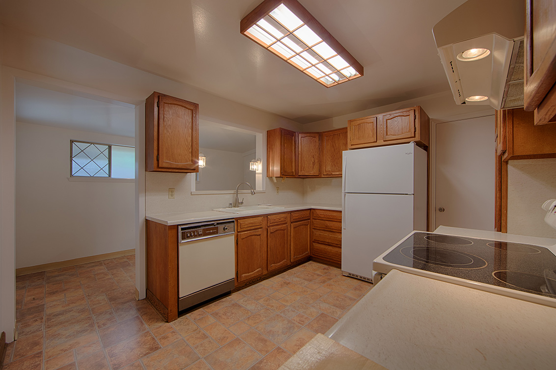 Kitchen (B) Picture - 3111 Cowper St, Palo Alto 94306 Kitchen (B) picture - 3111 Cowper St, Palo Alto 94306