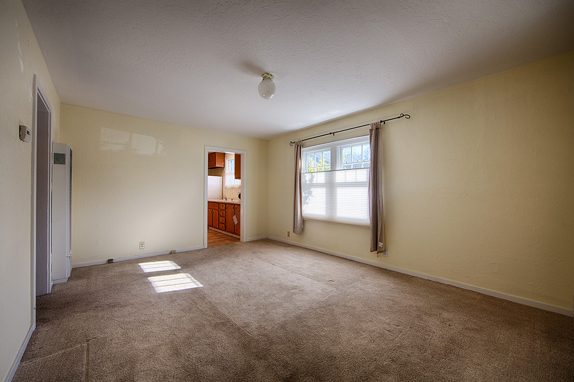 Living Room - 718 15th Ave, Menlo Park 94025