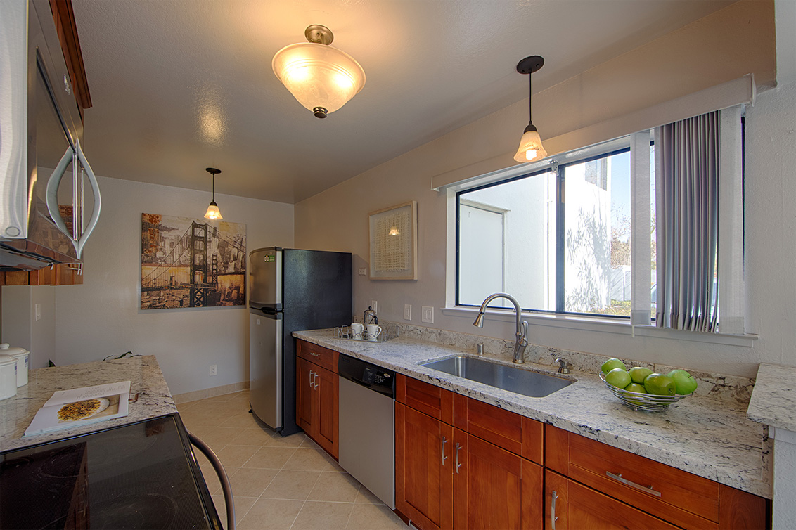 Kitchen (B) picture - 910 Beach Park Blvd 100, Foster City 94404