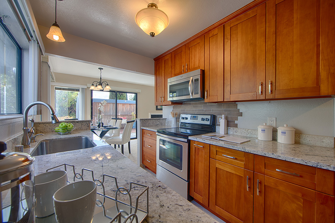 Kitchen (D) picture - 910 Beach Park Blvd 100, Foster City 94404