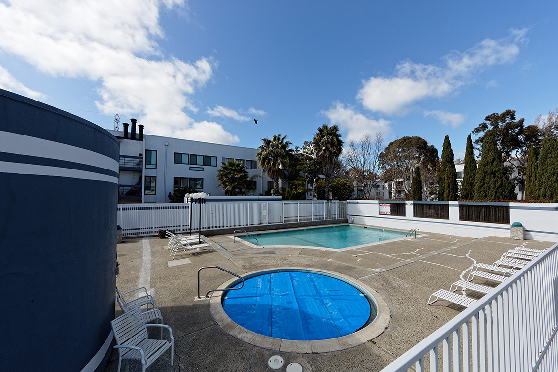 Swimming Pool (A) picture - 910 Beach Park Blvd 100, Foster City 94404