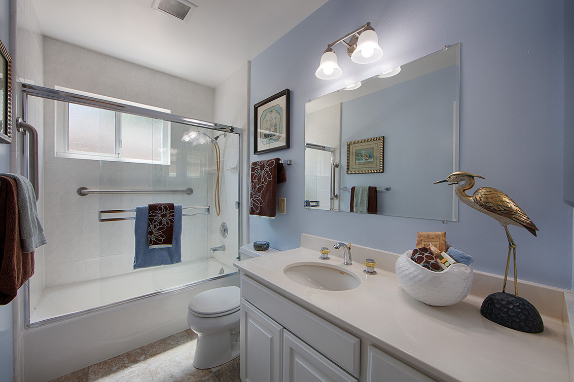 Bathroom 2 (A) Picture - 105 Belglen Way, Los Gatos 95032 Bathroom 2 (A) picture - 105 Belglen Way, Los Gatos 95032