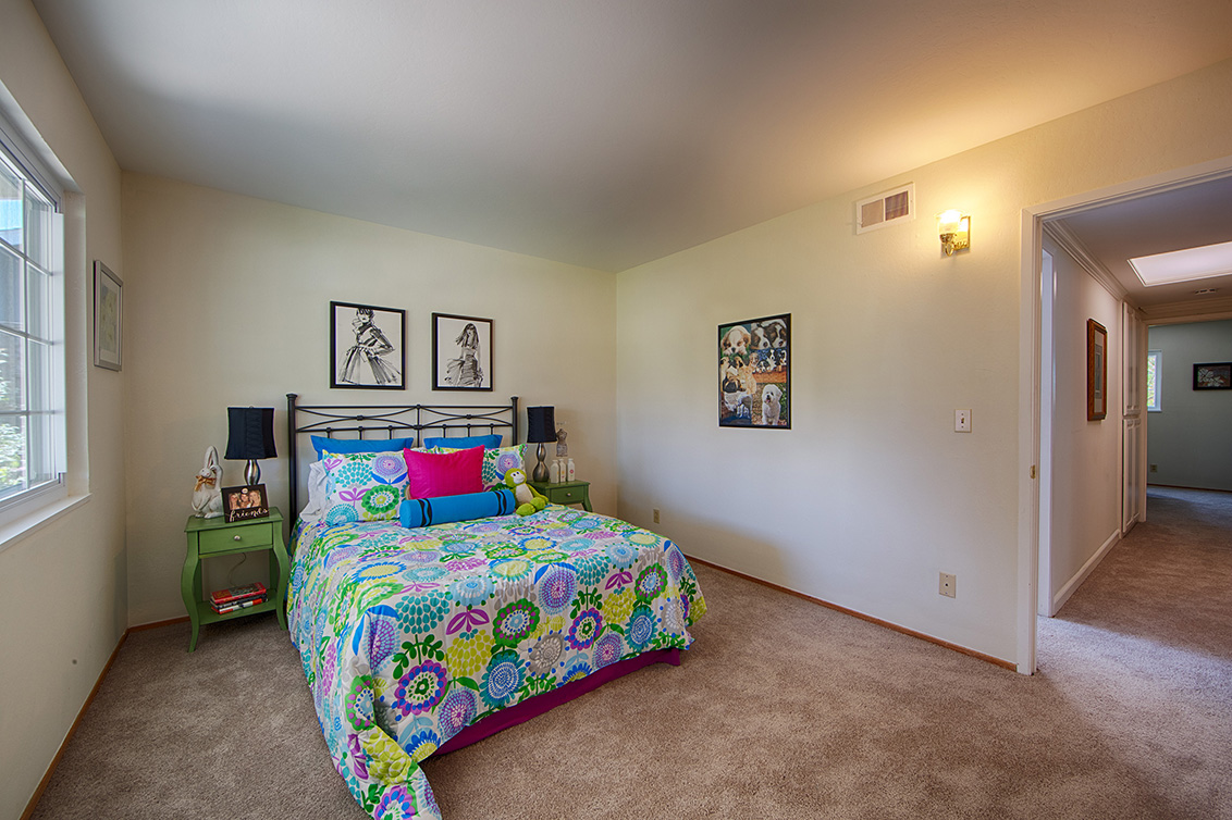 Bedroom 3 (C) Picture - 105 Belglen Way, Los Gatos 95032 Bedroom 3 (C) picture - 105 Belglen Way, Los Gatos 95032