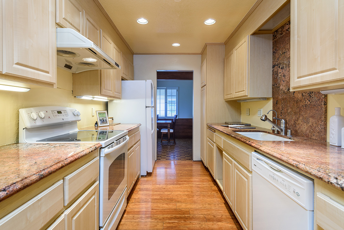 Kitchen (B) Picture - 1126 Brewster Ave, Redwood City 94062 Kitchen (B) picture - 1126 Brewster Ave, Redwood City 94062