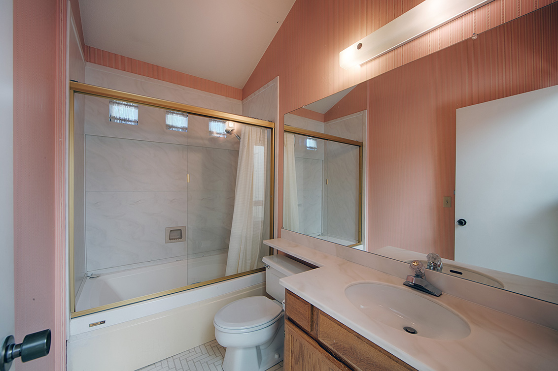 Bathroom 2 (A) Picture - 731 Chestnut St 100, San Carlos 94070 Bathroom 2 (A) picture - 731 Chestnut St 100, San Carlos 94070