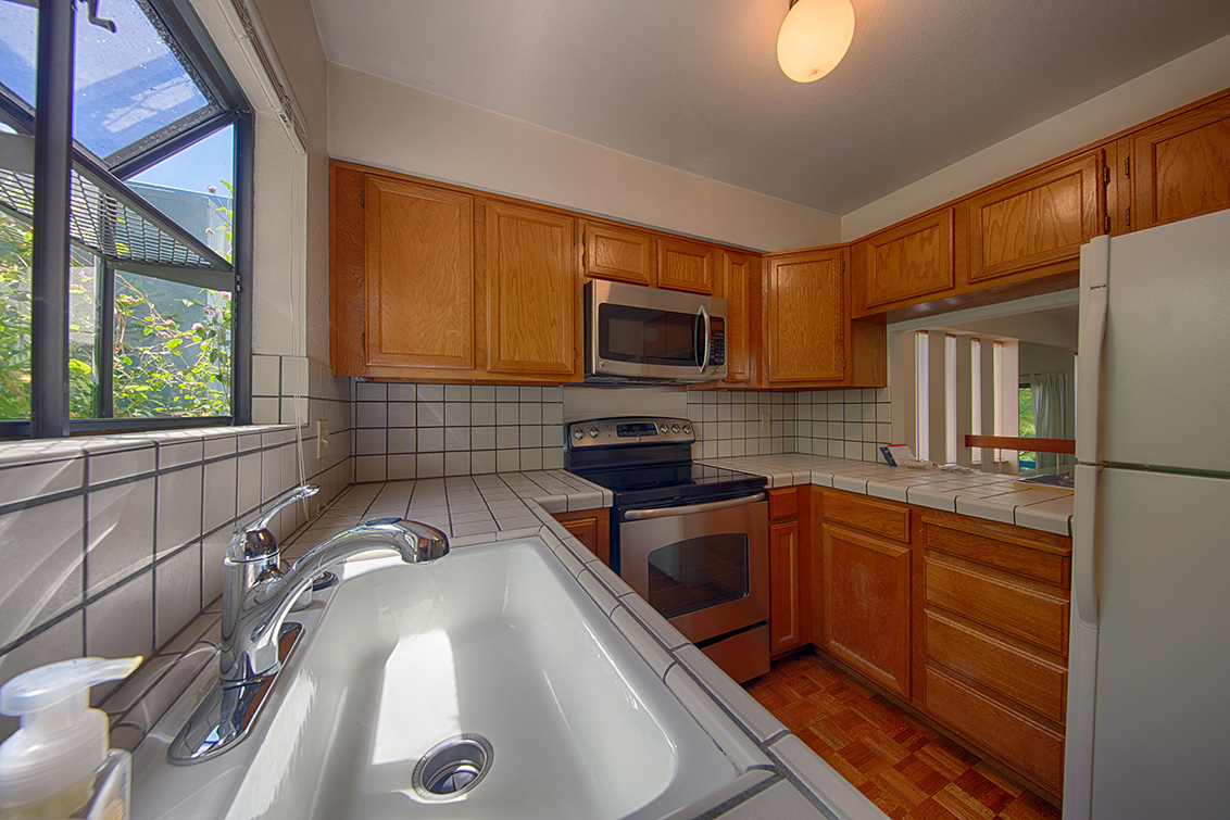 Kitchen (B) Picture - 731 Chestnut St 100, San Carlos 94070 Kitchen (B) picture - 731 Chestnut St 100, San Carlos 94070