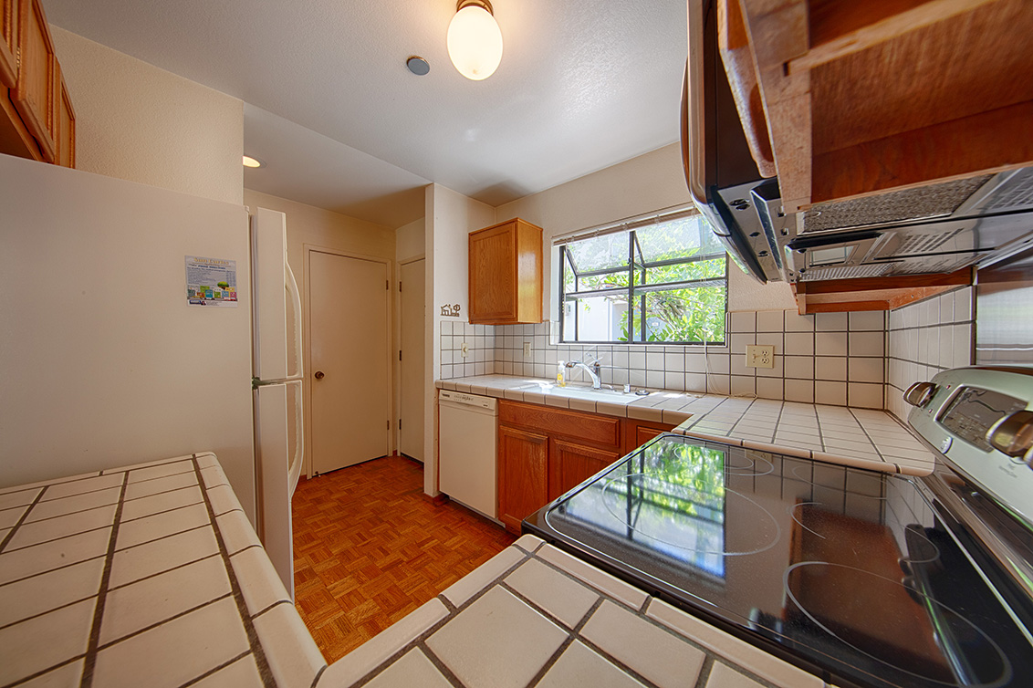 Kitchen (D) Picture - 731 Chestnut St 100, San Carlos 94070 Kitchen (D) picture - 731 Chestnut St 100, San Carlos 94070