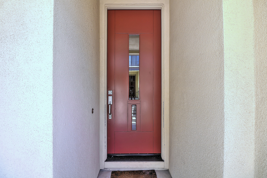 Entrance (B) picture - 933 Curlew Ln, Palo Alto 94303