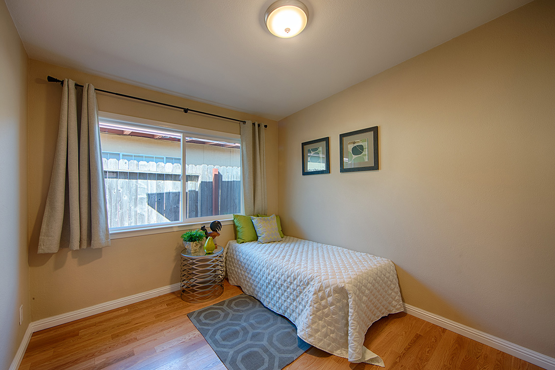 Bedroom 3 (A) picture - 566 Cypress Ave, Sunnyvale 94085