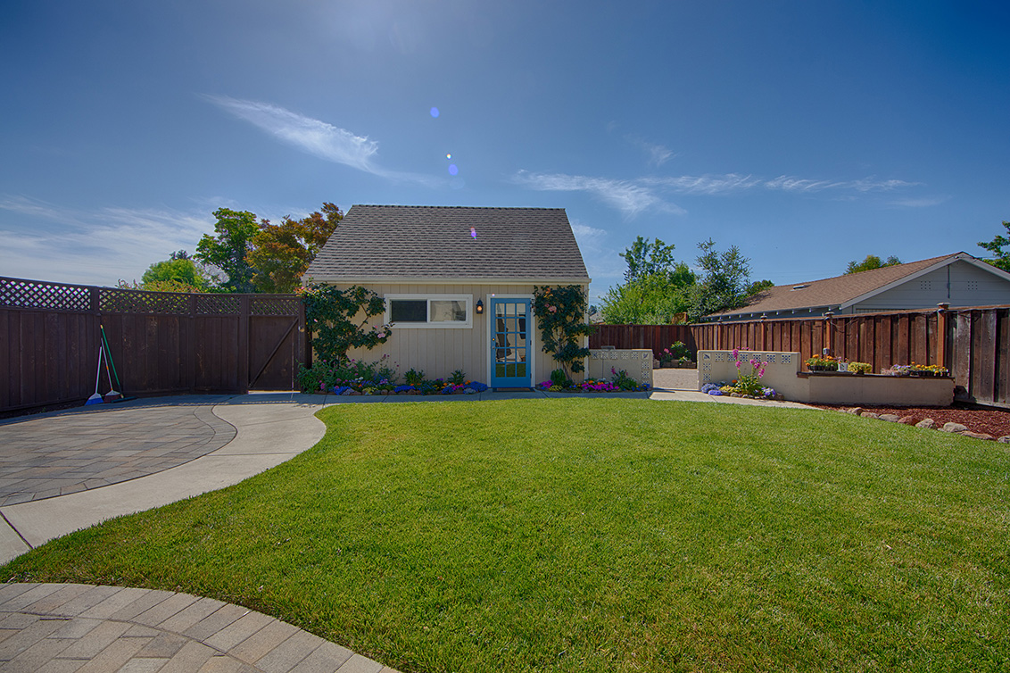 Backyard (B) Picture - 90 Dexter Ave, Redwood City 94063 Backyard (B) picture - 90 Dexter Ave, Redwood City 94063