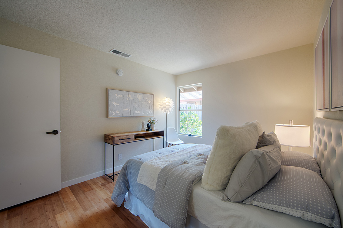 Bedroom 3 (B) Picture - 224 E Red Oak Dr L, Sunnyvale 94086 Bedroom 3 (B) picture - 224 E Red Oak Dr L, Sunnyvale 94086