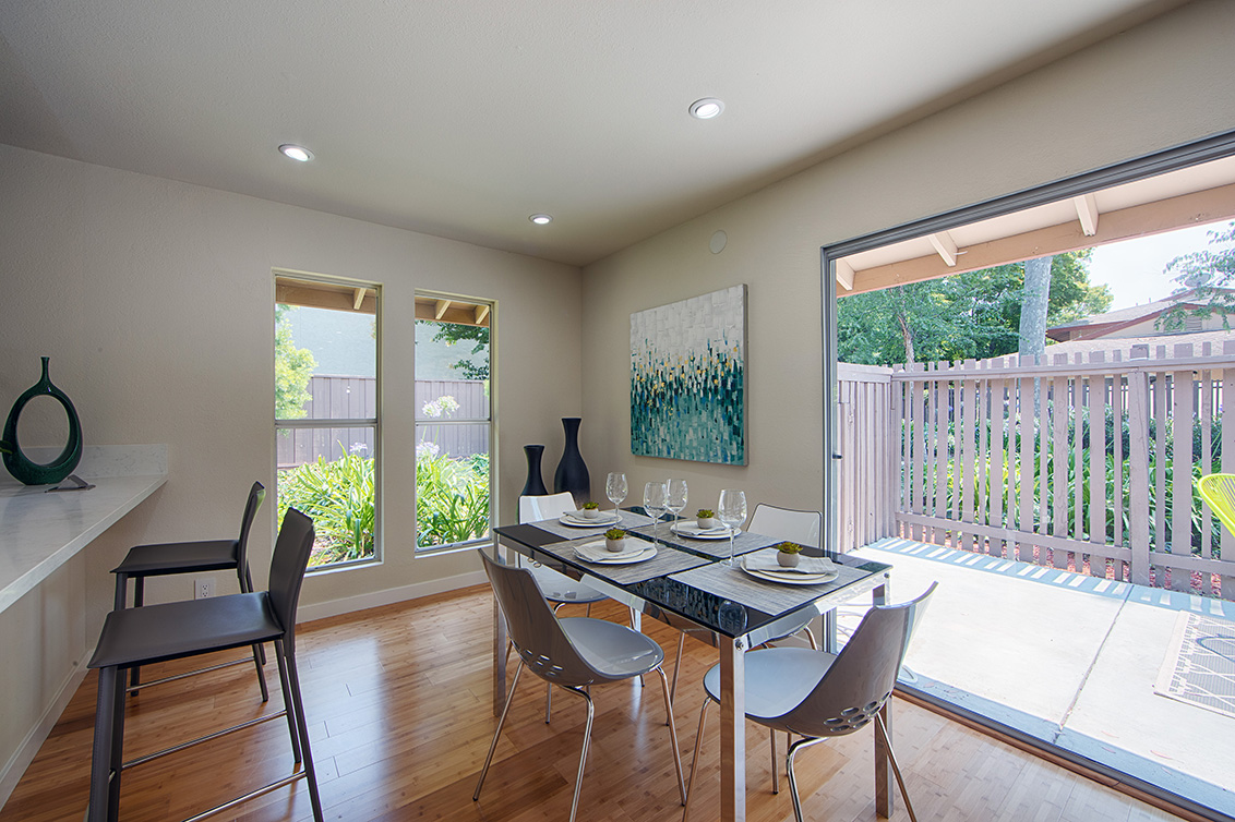 Dining Room (B) Picture - 224 E Red Oak Dr L, Sunnyvale 94086 Dining Room (B) picture - 224 E Red Oak Dr L, Sunnyvale 94086