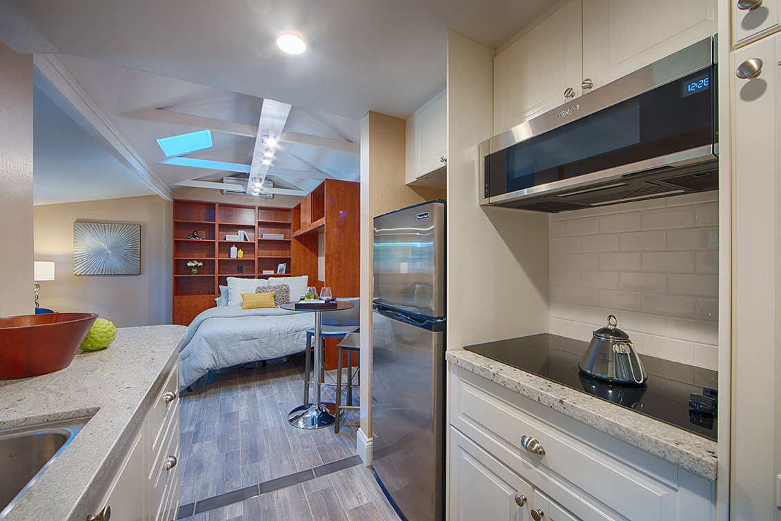 Cottage Kitchen (B) picture - 4123 Fair Oaks Ave, Menlo Park 94025