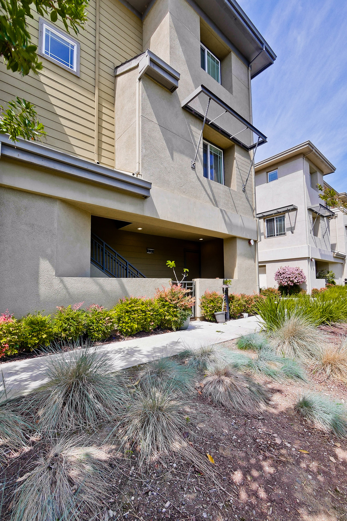 Front (I) Picture - 3732 Feather Ln, Palo Alto 94303 Front (I) picture - 3732 Feather Ln, Palo Alto 94303