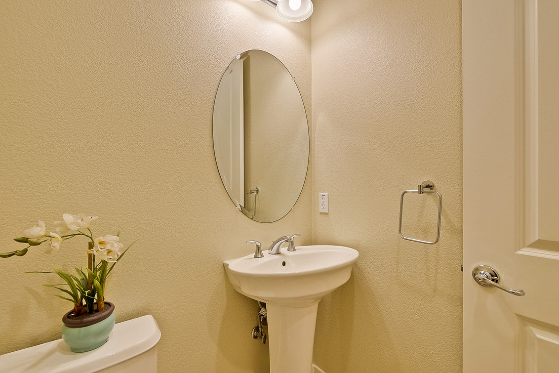 Half Bath (B) Picture - 3732 Feather Ln, Palo Alto 94303 Half Bath (B) picture - 3732 Feather Ln, Palo Alto 94303