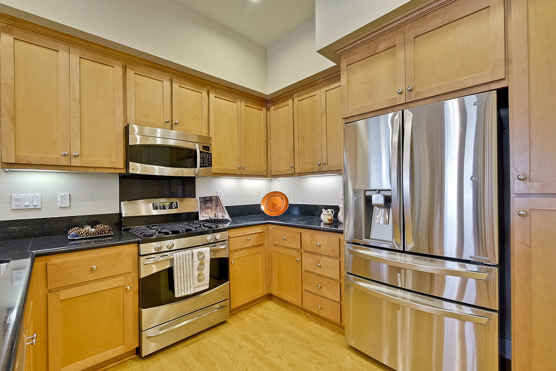Kitchen (G) Picture - 3732 Feather Ln, Palo Alto 94303 Kitchen (G) picture - 3732 Feather Ln, Palo Alto 94303