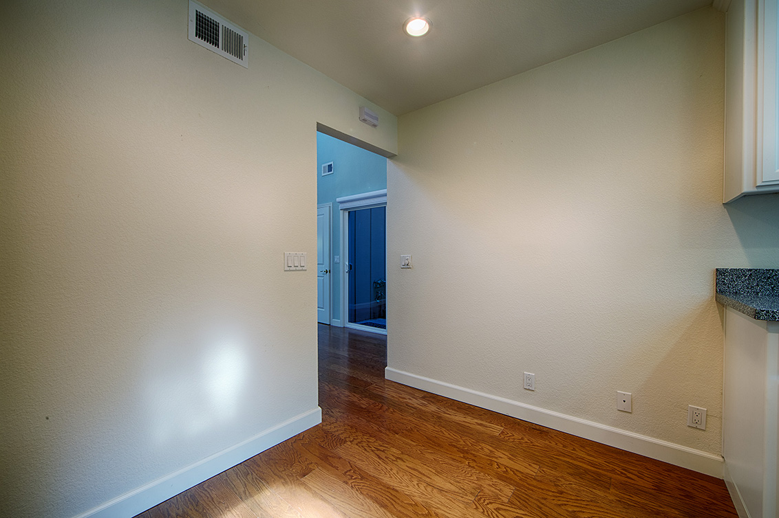 Breakfast Area (C) picture - 10110 Firwood Dr, Cupertino 95014