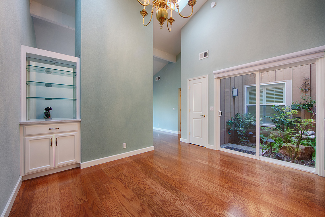 Dining Room (D) picture - 10110 Firwood Dr, Cupertino 95014