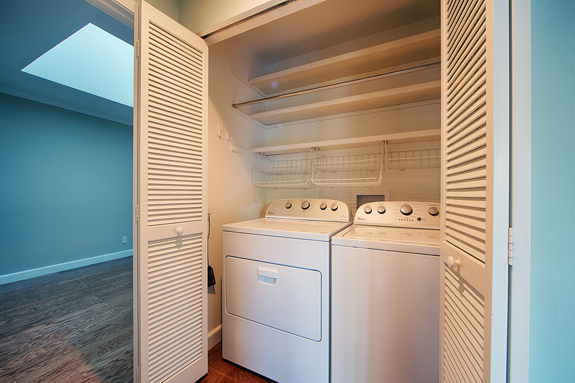 Laundry (A) picture - 10110 Firwood Dr, Cupertino 95014