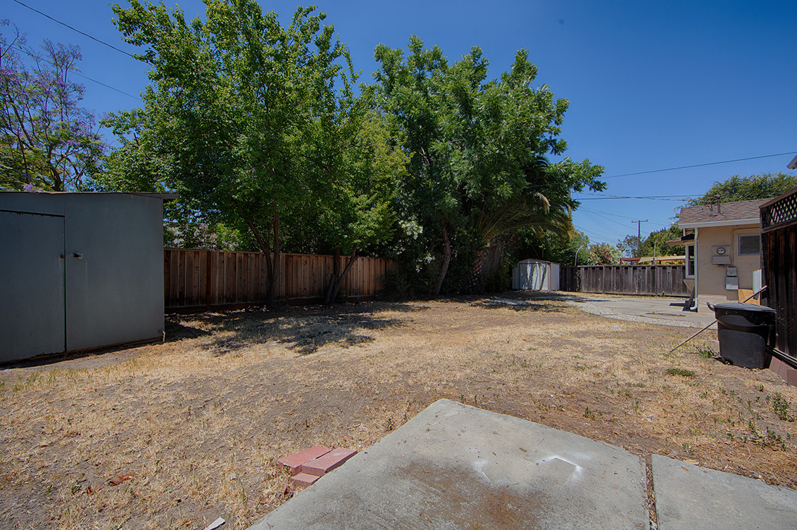 Side Yard (A) Picture - 2881 Forbes Ave, Santa Clara 95051 Side Yard (A) picture - 2881 Forbes Ave, Santa Clara 95051