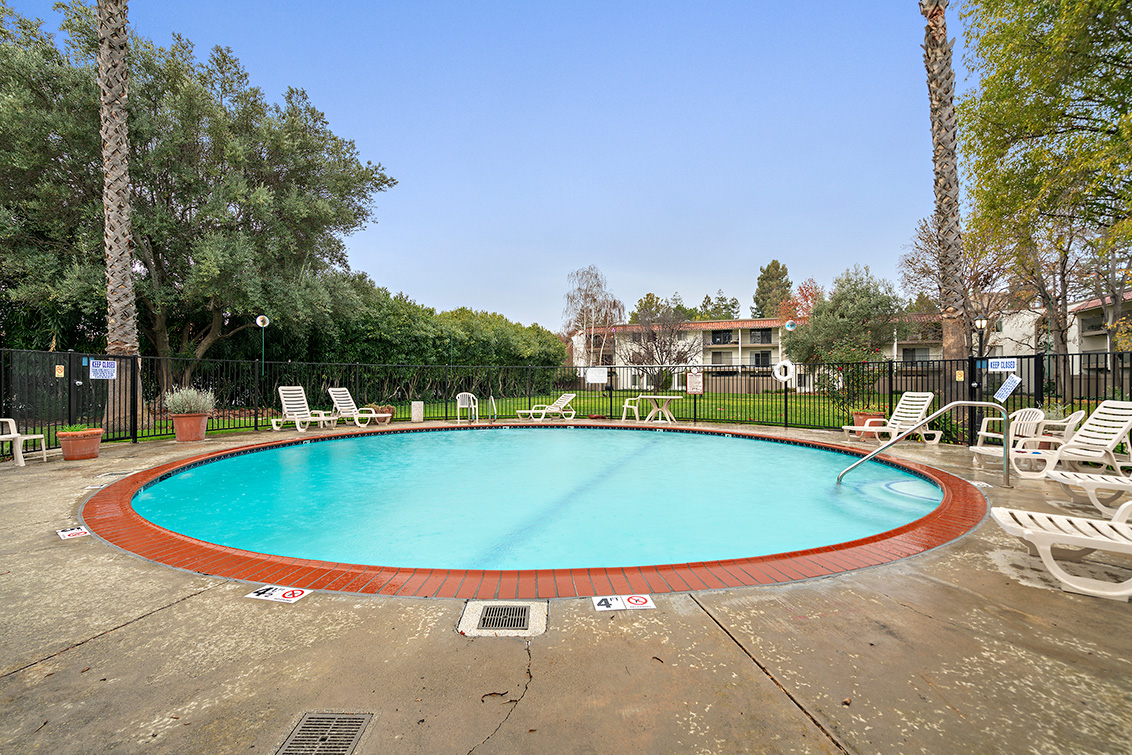 Pool (A) picture - 1720 Halford Ave 327, Santa Clara 95051