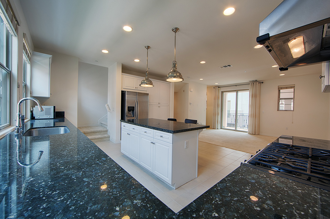 Kitchen (C) picture - 1081 Harebell Pl, San Jose 95131