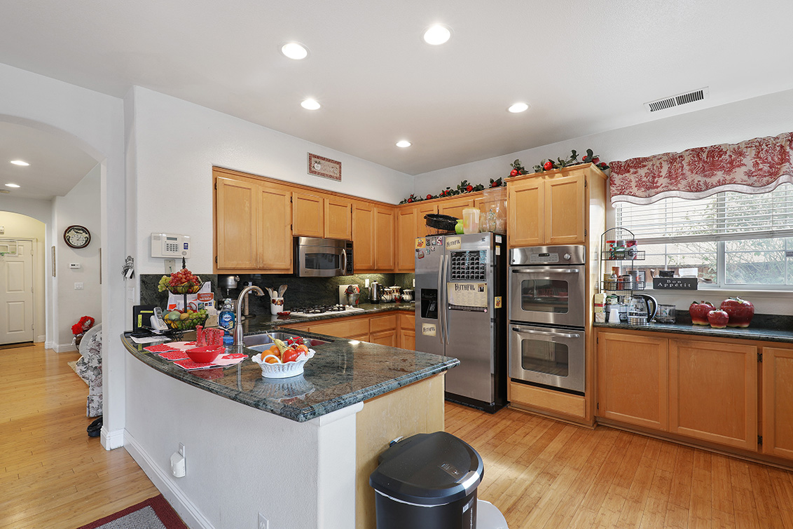 Kitchen - 2270 Lenox Pl, Santa Clara 95054