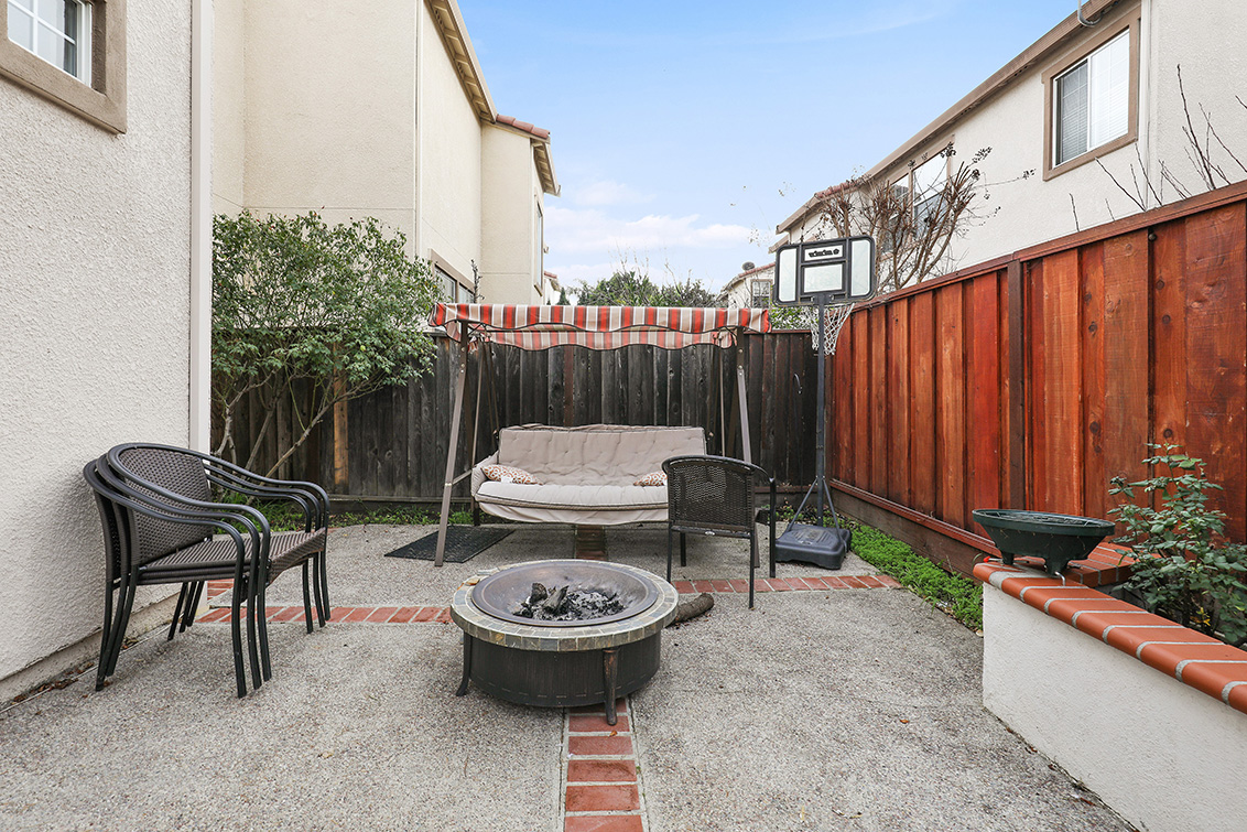 Patio (B) Picture - 2270 Lenox Pl, Santa Clara 95054 Patio (B) picture - 2270 Lenox Pl, Santa Clara 95054