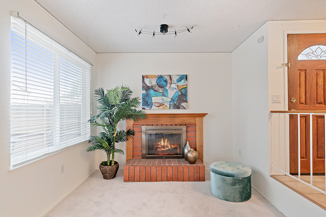 Living Room (E) picture - 1481 Marlin Ave, Foster City 94404