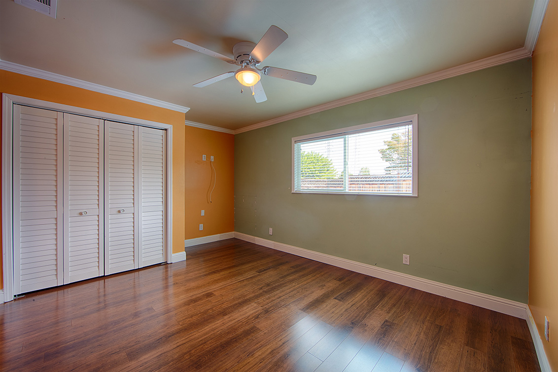 Bedroom 2 (B) picture - 800 Mulberry Ln, Sunnyvale 94087