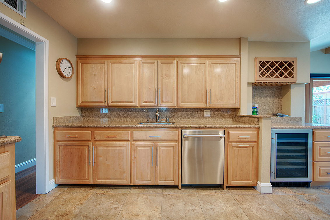 Kitchen (F) Picture - 800 Mulberry Ln, Sunnyvale 94087 Kitchen (F) picture - 800 Mulberry Ln, Sunnyvale 94087
