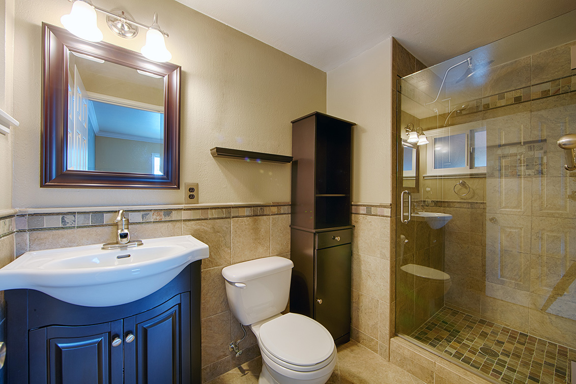 Master Bath (A) picture - 800 Mulberry Ln, Sunnyvale 94087