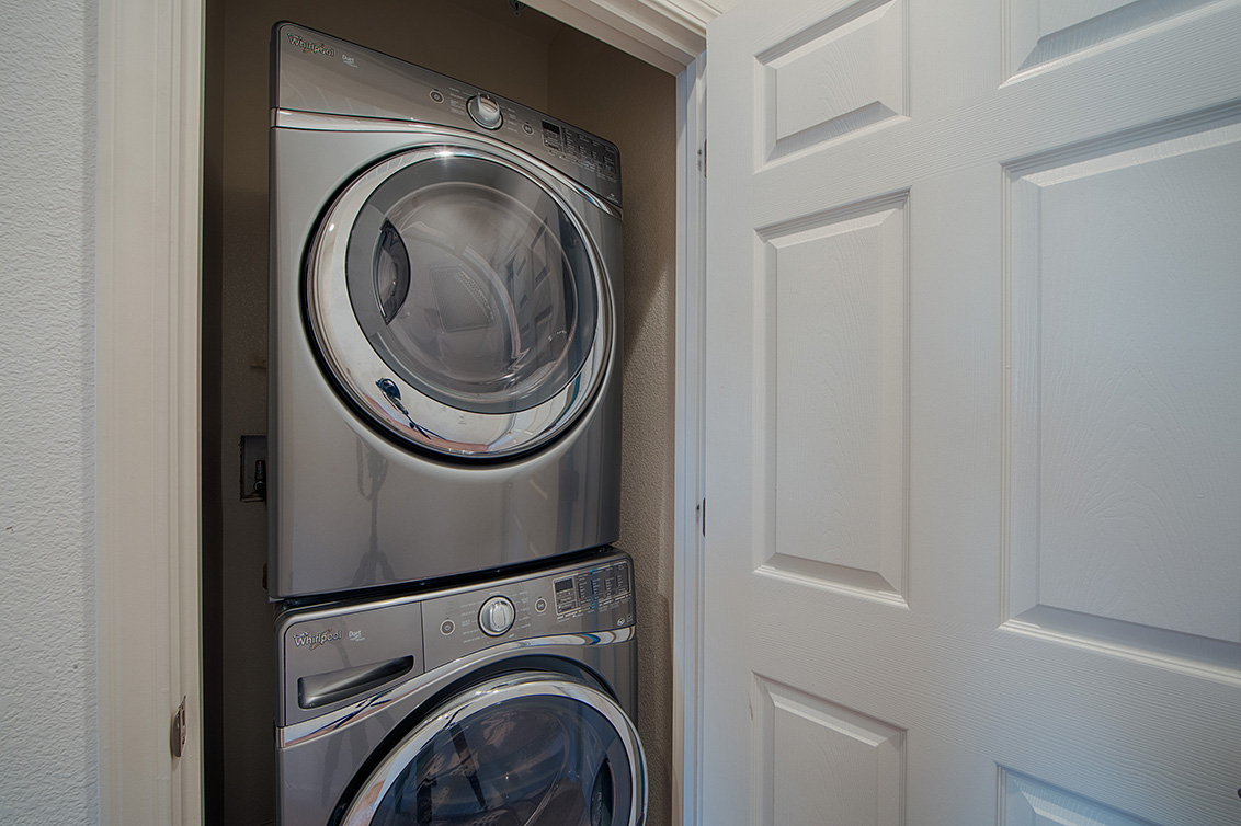 Laundry (A) picture - 158 Newbury St, Milpitas 95035