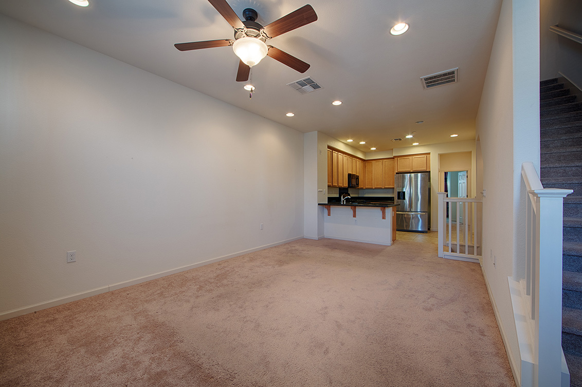 Living Room (D) picture - 158 Newbury St, Milpitas 95035