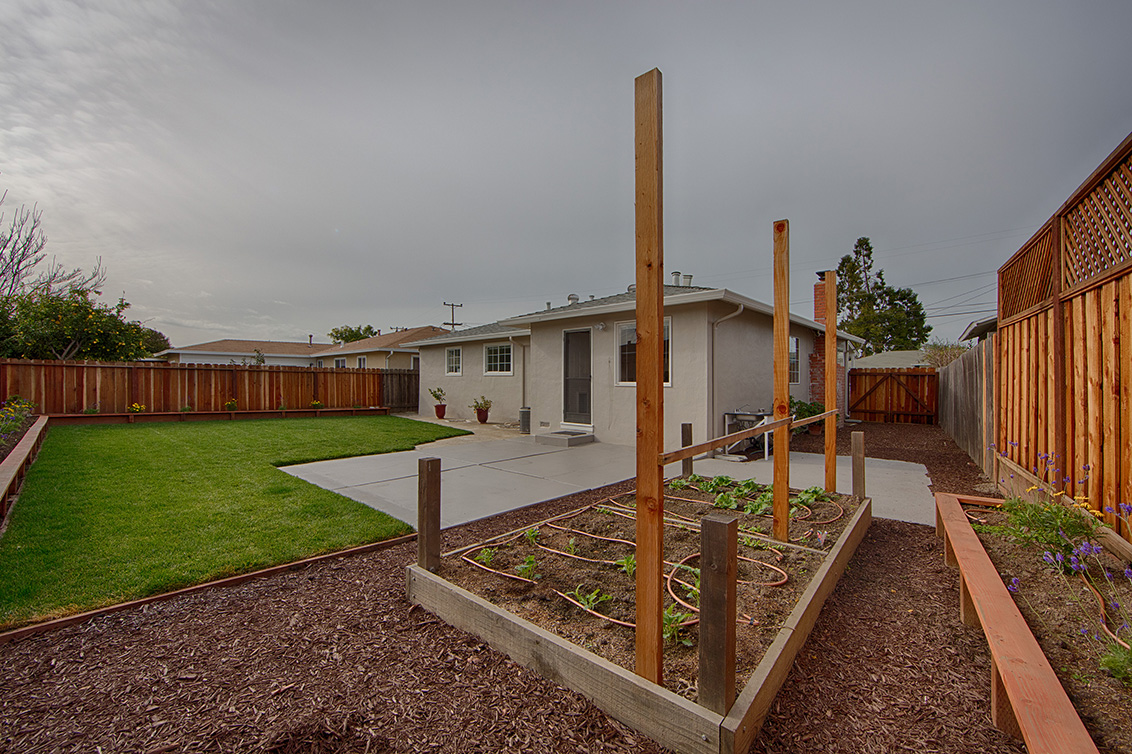 Backyard (B) picture - 4718 Nicolet Ave, Fremont 94536
