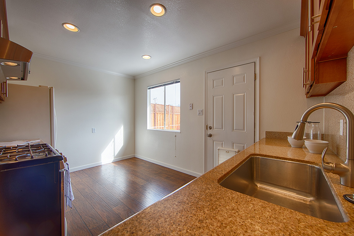 Kitchen (D) picture - 4718 Nicolet Ave, Fremont 94536