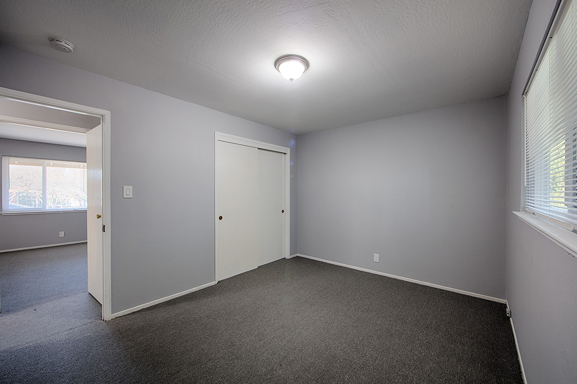 Bedroom 1 (D) Picture - 261 Oak St, Mountain View 94041 Bedroom 1 (D) picture - 261 Oak St, Mountain View 94041