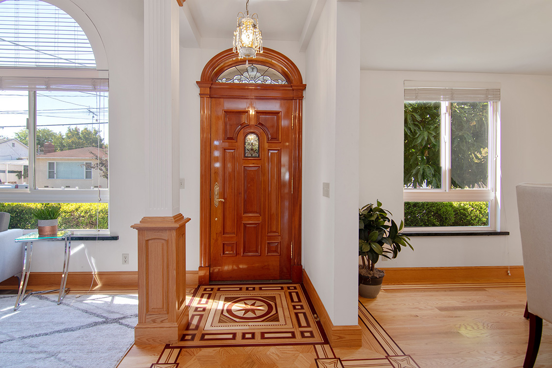 Entrance (B) Picture - 83 Orchard Ave, Redwood City 94061 Entrance (B) picture - 83 Orchard Ave, Redwood City 94061