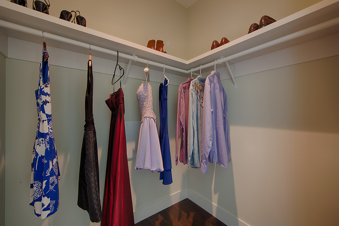 Bedroom 4 Closet (A) Picture - 1790 Pilgrim Ave, Mountain View 94040 Bedroom 4 Closet (A) picture - 1790 Pilgrim Ave, Mountain View 94040