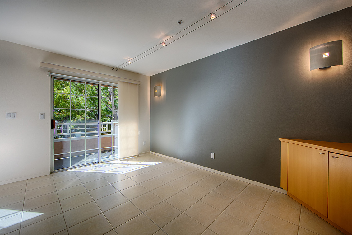 Dining Room (A) picture - 444 San Antonio Rd 9d, Palo Alto 94306