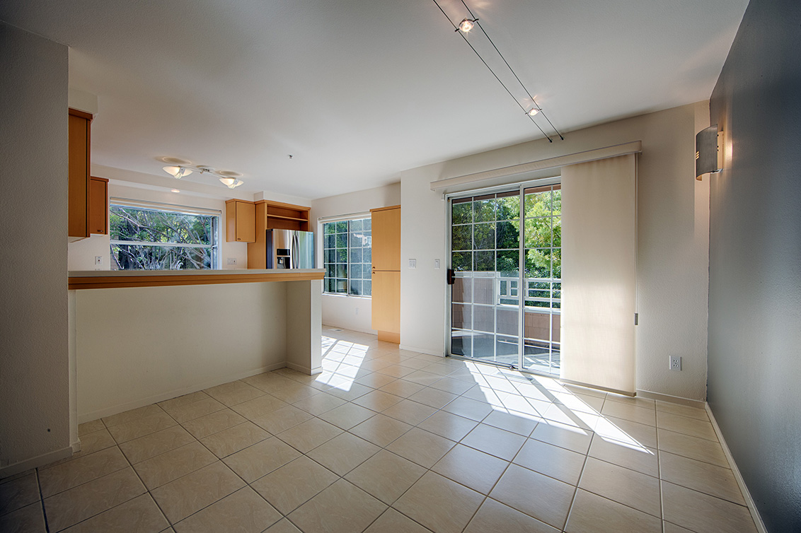 Dining Room (B) picture - 444 San Antonio Rd 9d, Palo Alto 94306