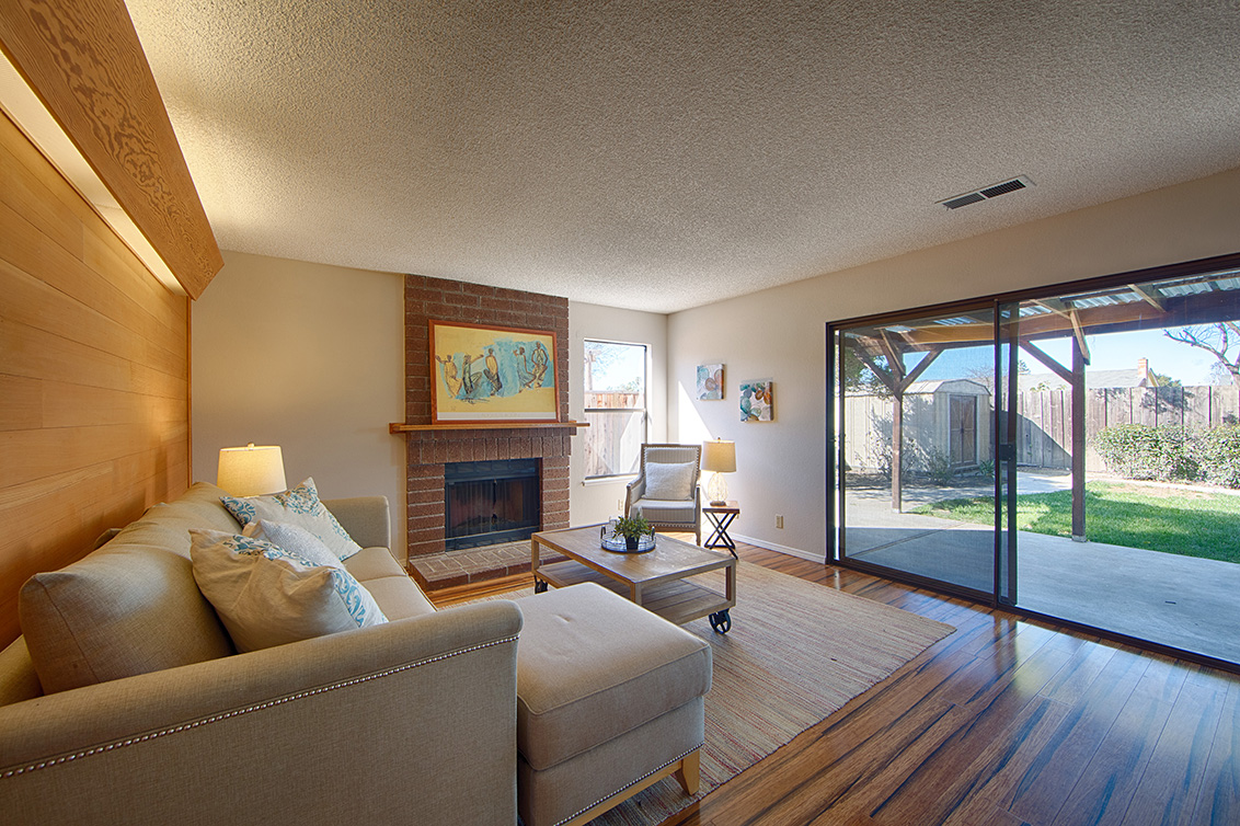 Family Room (A) picture - 4833 Scotia St, Union City 94587
