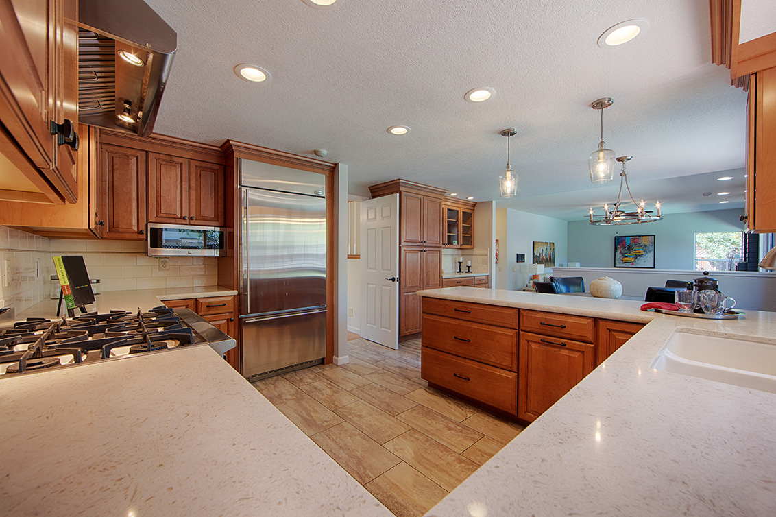 Kitchen (C) picture - 7731 Seeber Ct, Cupertino 95014