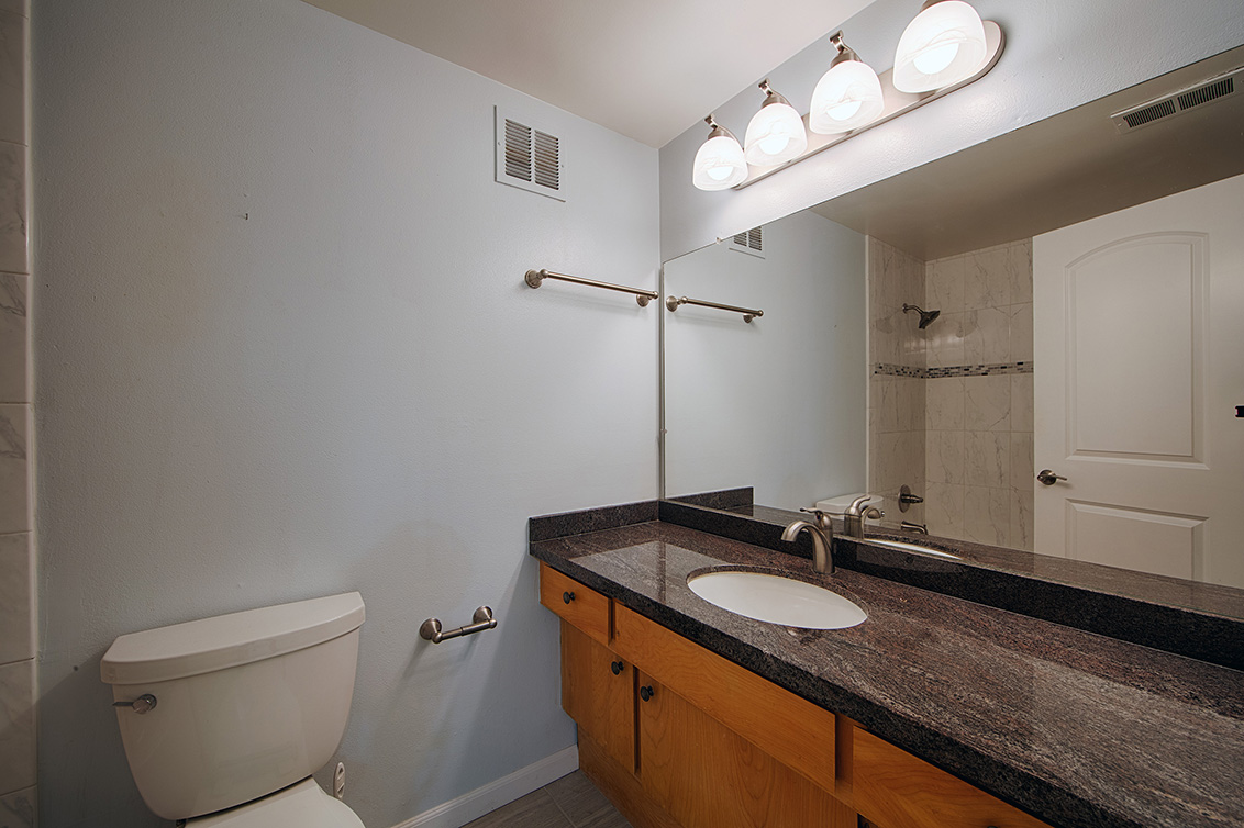 Bathroom 2 (A) picture - 1100 Sharon Park Dr 2, Menlo Park 94025