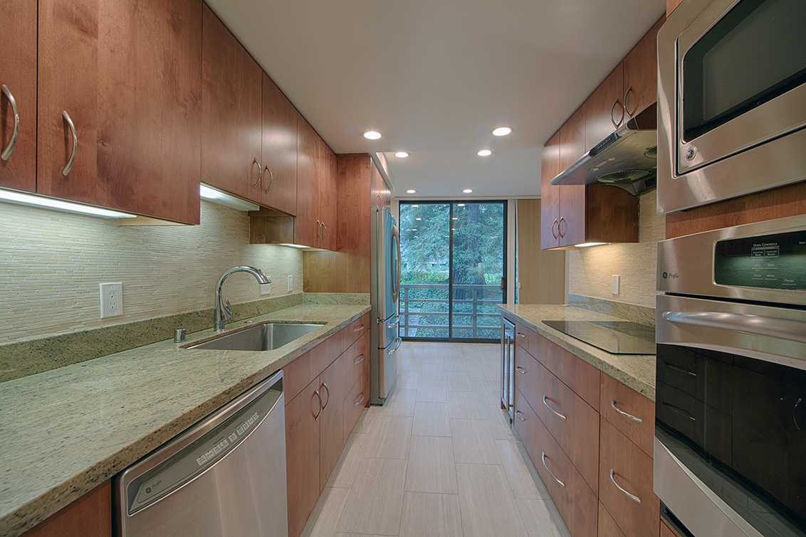 Kitchen (D) picture - 1100 Sharon Park Dr 2, Menlo Park 94025