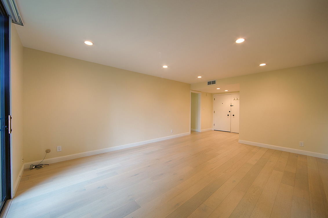 Living Room (D) picture - 1100 Sharon Park Dr 2, Menlo Park 94025
