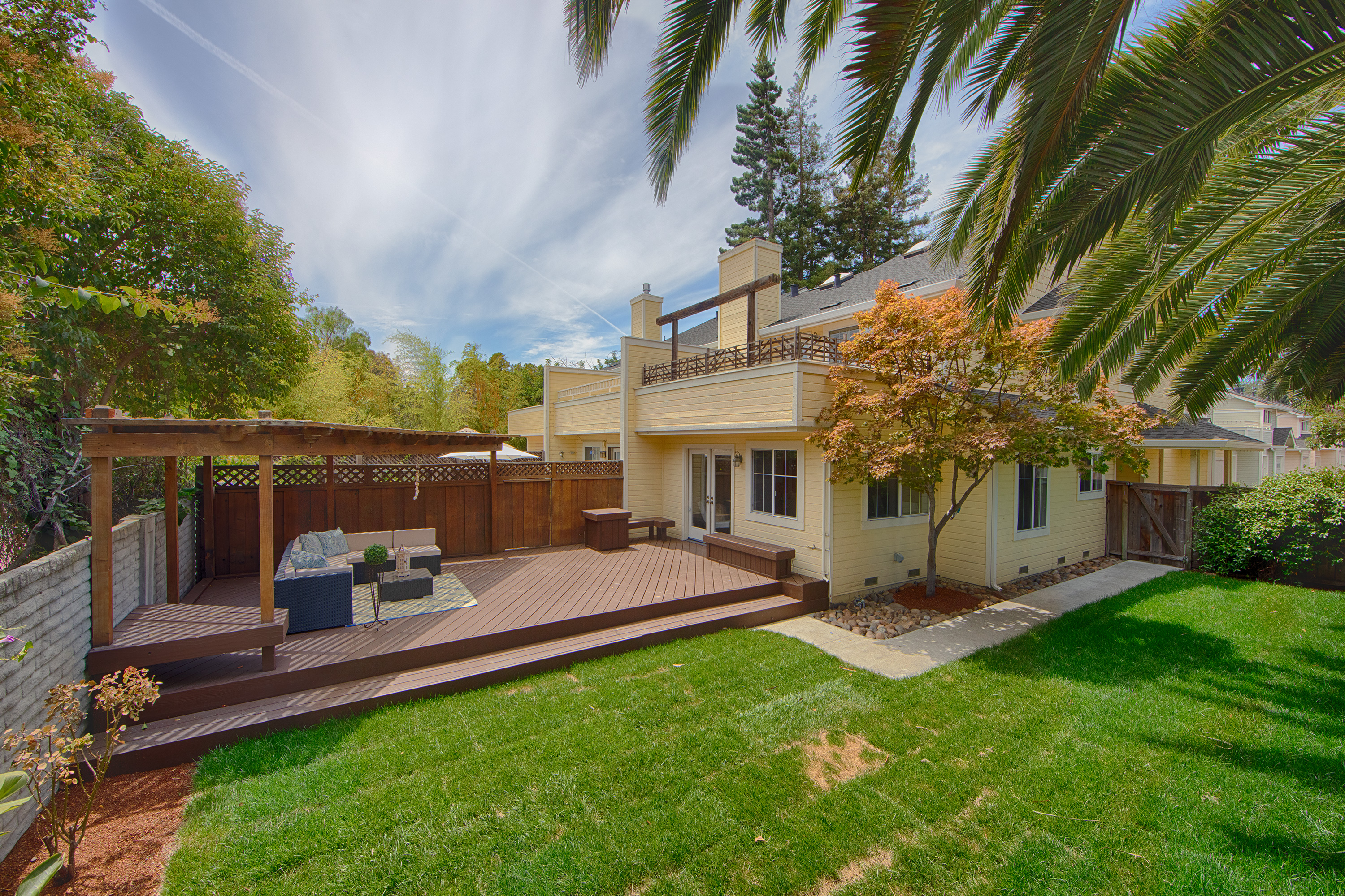 Sierra Vista Ave - Rengstorff Neighborhood